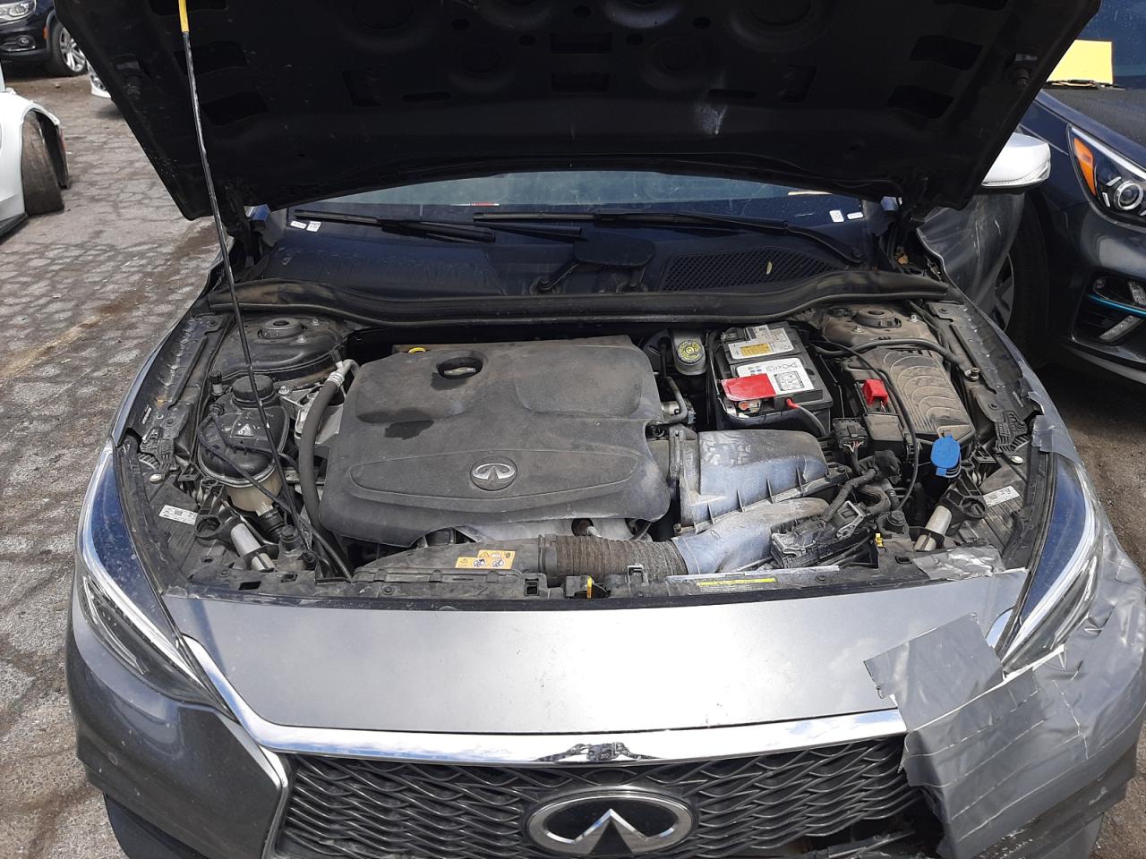 Photo 7 from auction – 2018 INFINITI QX30 BASE with VIN SJKCH5CR8JA047668