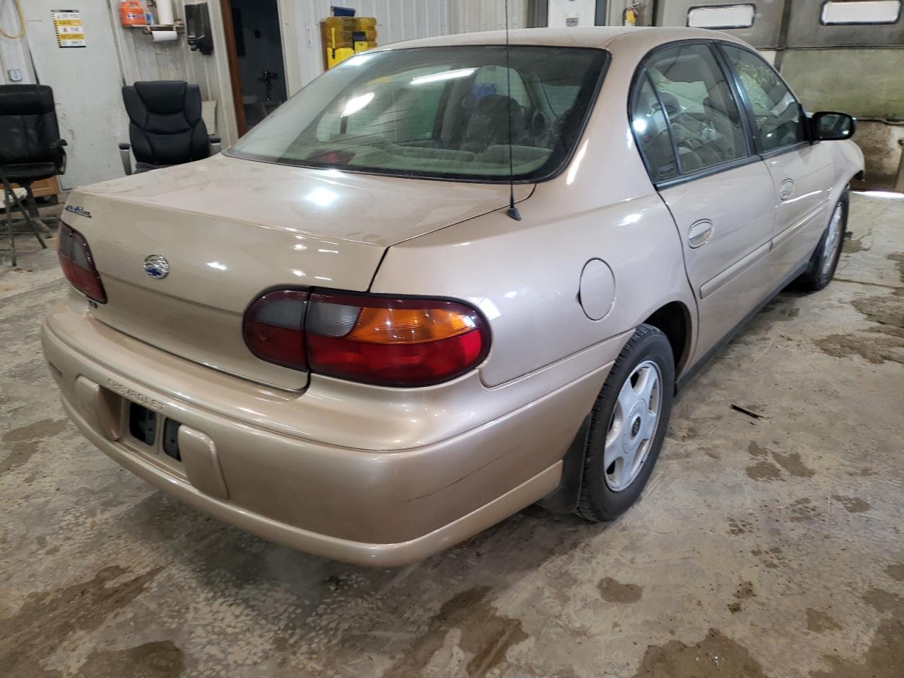 Photo 4 from auction – 2001 CHEVROLET MALIBU with VIN 1G1ND52J916179420