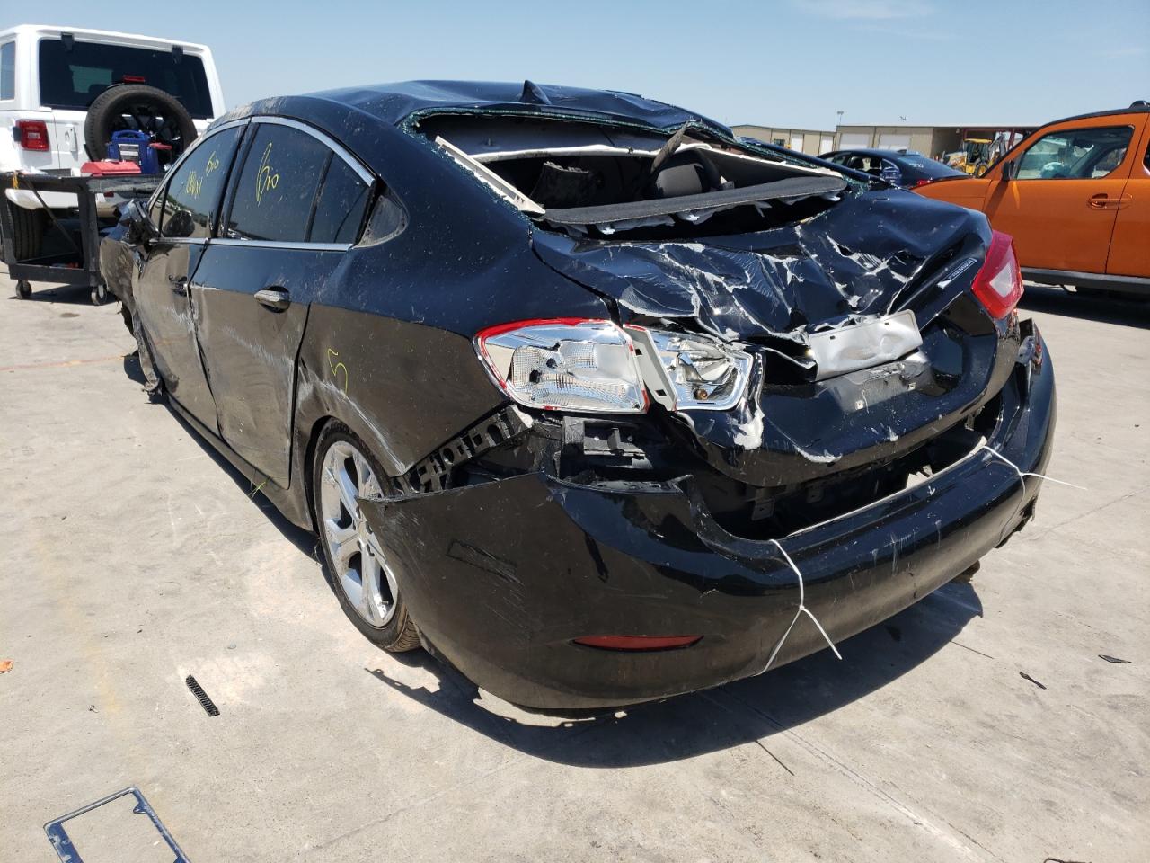 Photo 3 from auction – 2017 CHEVROLET CRUZE PREM with VIN 1G1BF5SM7H7140630