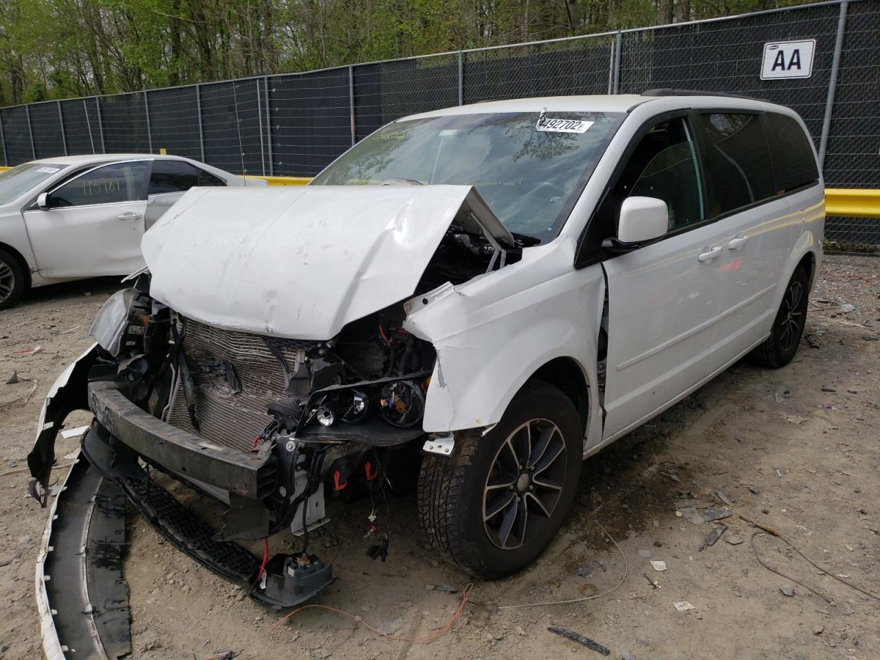 Photo 2 from auction – 2017 DODGE GRAND CARA with VIN 2C4RDGEG7HR624941