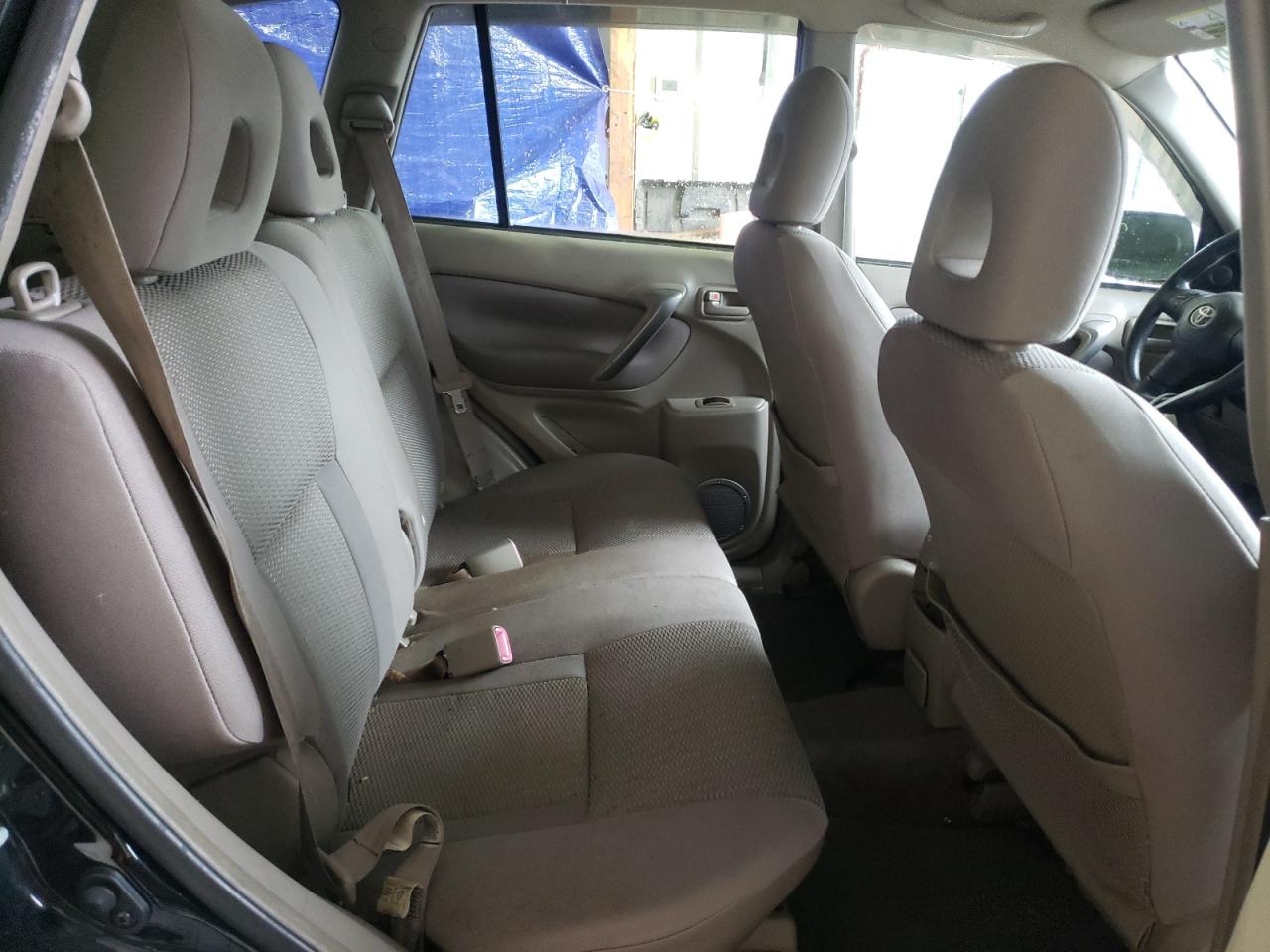 Photo 6 from auction – 2004 TOYOTA RAV4 with VIN JTEHD20V846013737