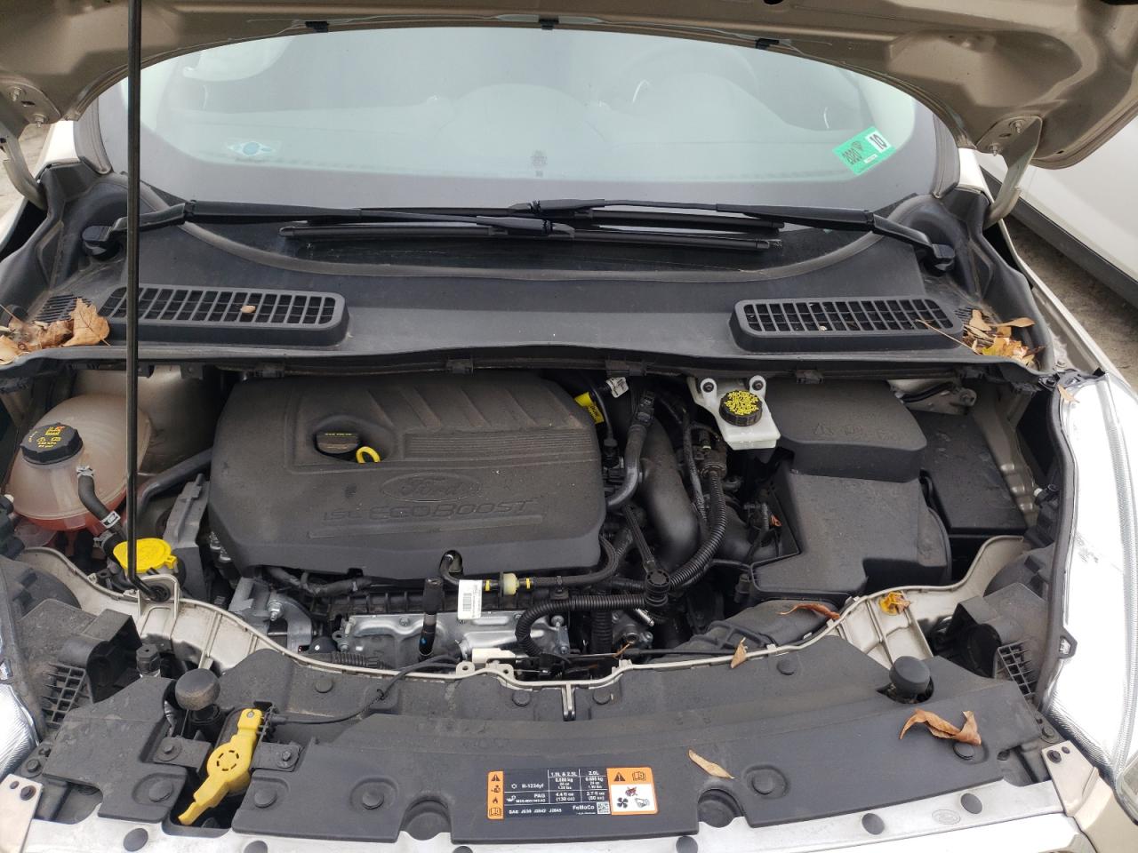 Photo 7 from auction – 2017 FORD ESCAPE SE with VIN 1FMCU9GD7HUB75893