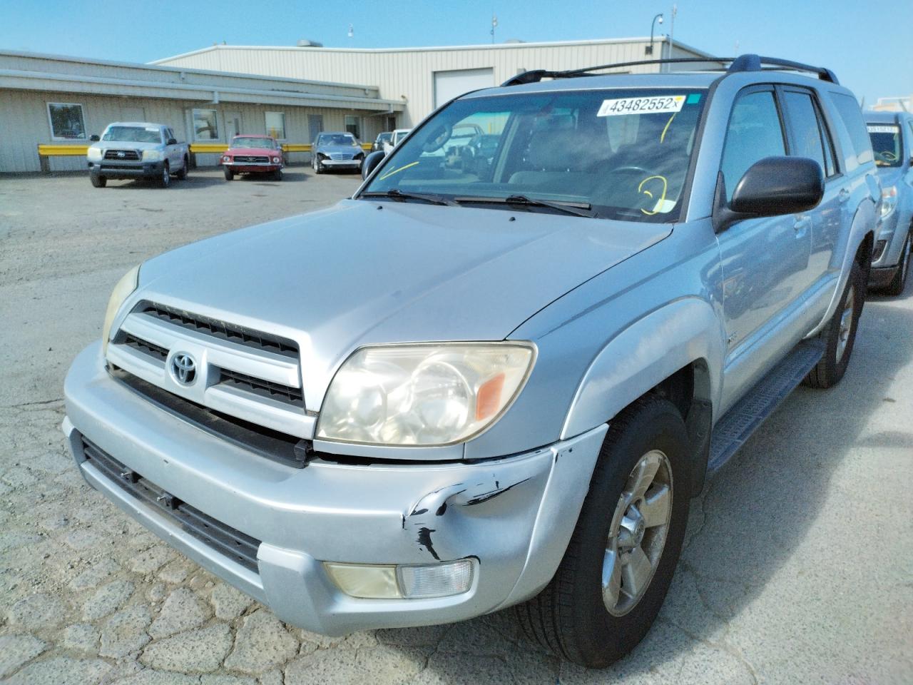 Photo 2 from auction – 2004 TOYOTA 4RUNNER with VIN JTEZU14RX40017903