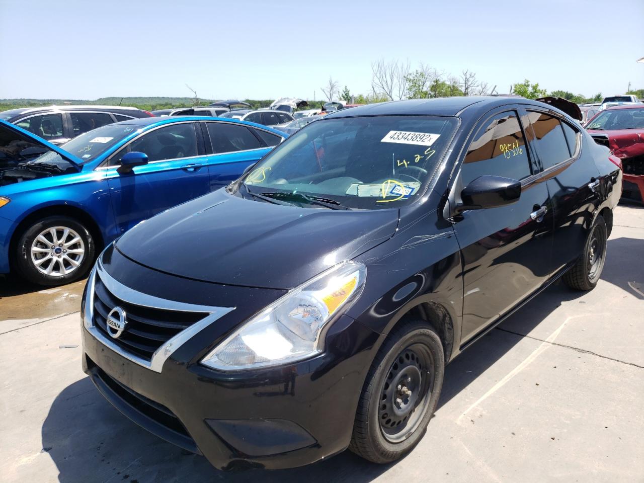 Photo 2 from auction – 2017 NISSAN VERSA S with VIN 3N1CN7AP1HL808538