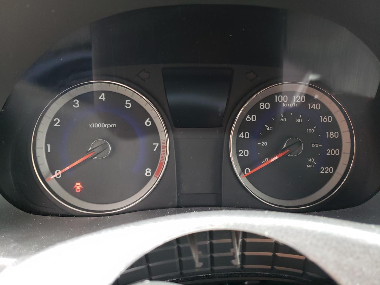 Photo 8 from auction – 2013 HYUNDAI ACCENT GLS with VIN KMHCT4AE2DU275630
