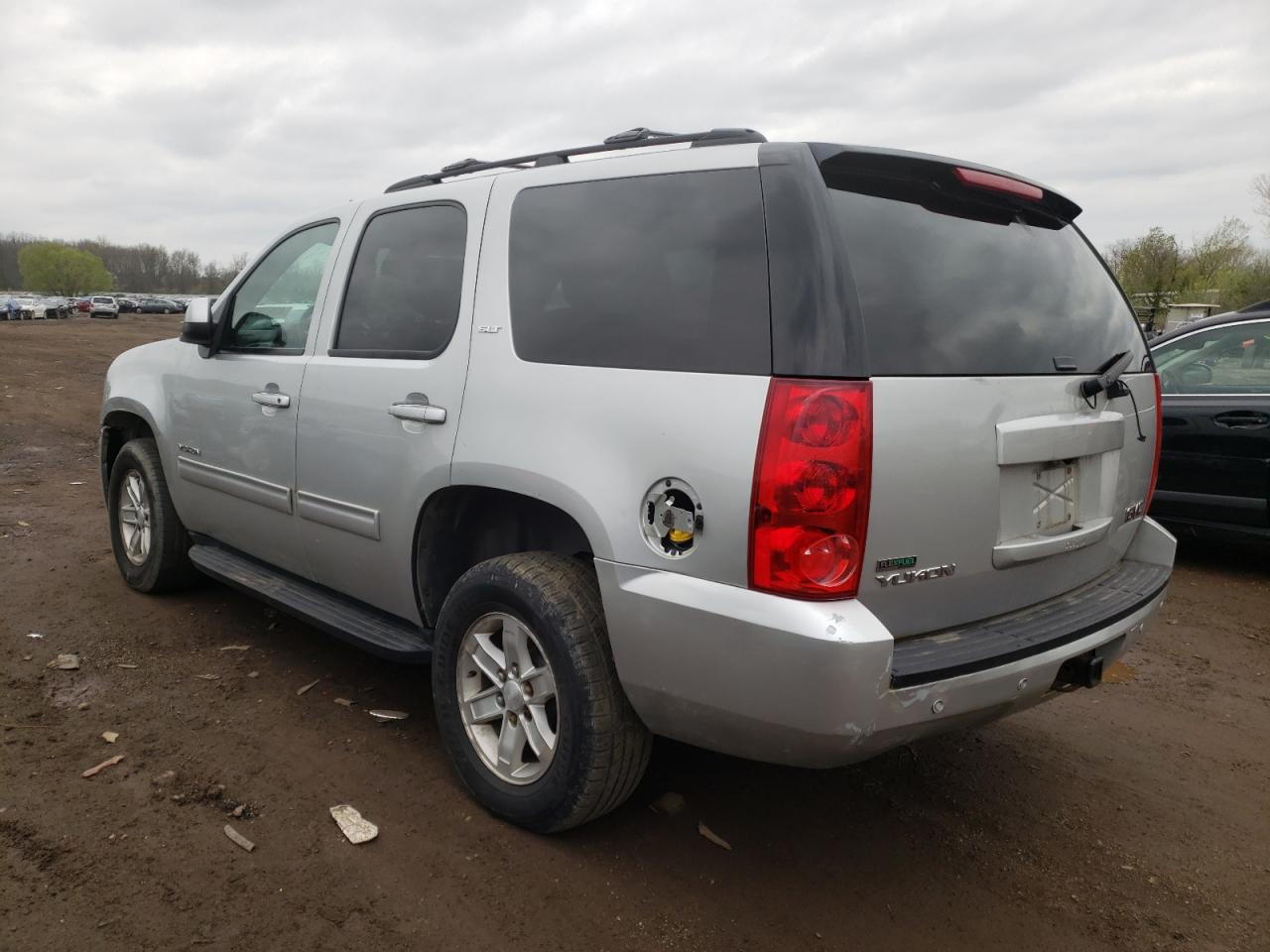 Photo 3 from auction – 2011 GMC YUKON SLT with VIN 1GKS2CE07BR336017