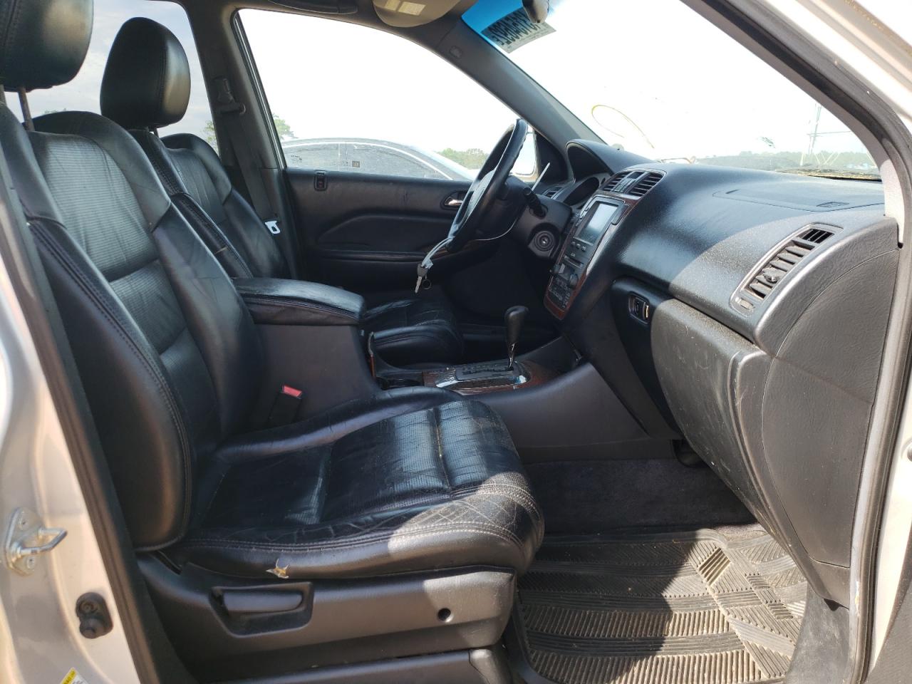 Photo 5 from auction – 2005 ACURA MDX with VIN 2HNYD18225H503934