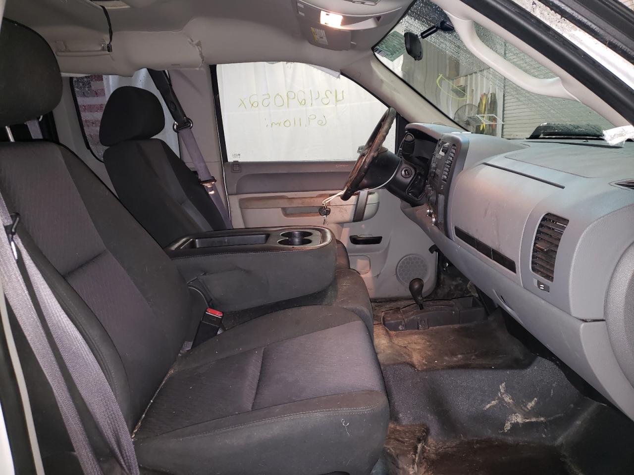 Photo 5 from auction – 2011 CHEVROLET SILVERADO with VIN 1GCRKPE32BZ212197