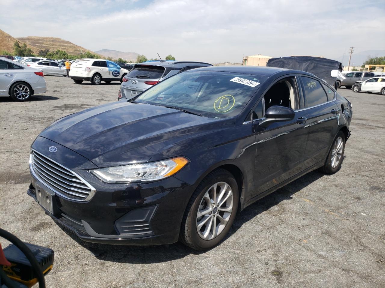Photo 2 from auction – 2019 FORD FUSION SE with VIN 3FA6P0HD7KR115166