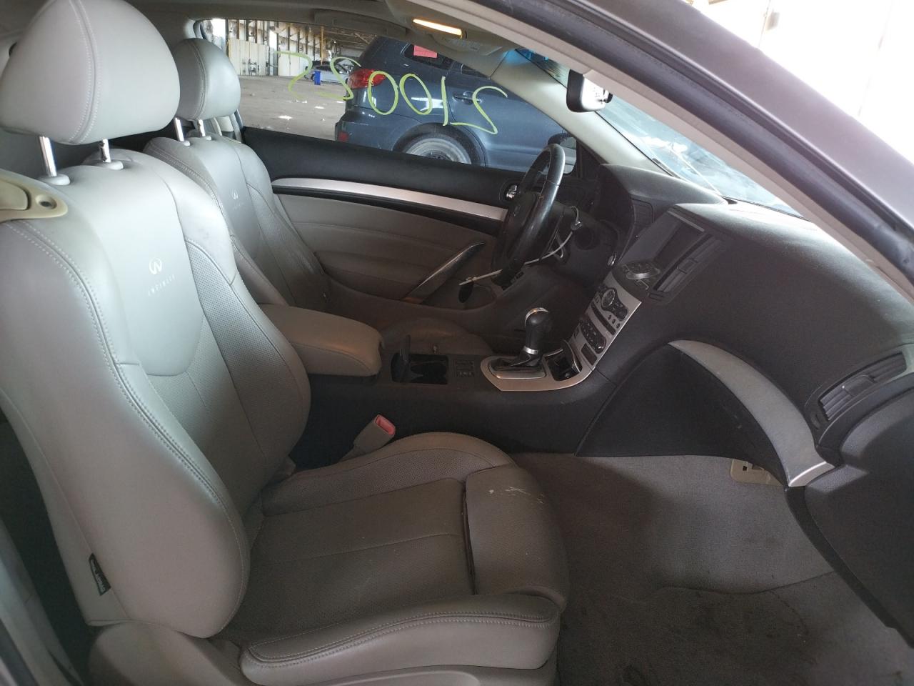 Photo 5 from auction – 2008 INFINITI G37 BASE with VIN JNKCV64E38M121275