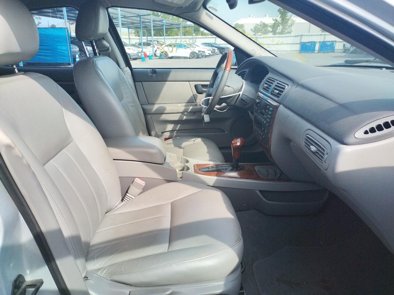 Photo 5 from auction – 2005 MERCURY SABLE LS P with VIN 1MEFM59S95A611418