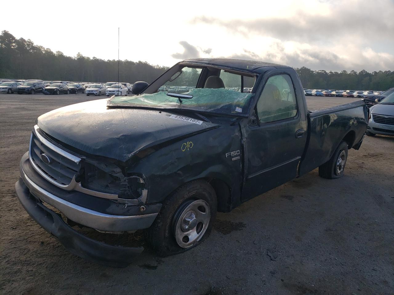 Photo 2 from auction – 2003 FORD F150 with VIN 1FTRF17L13NA25430