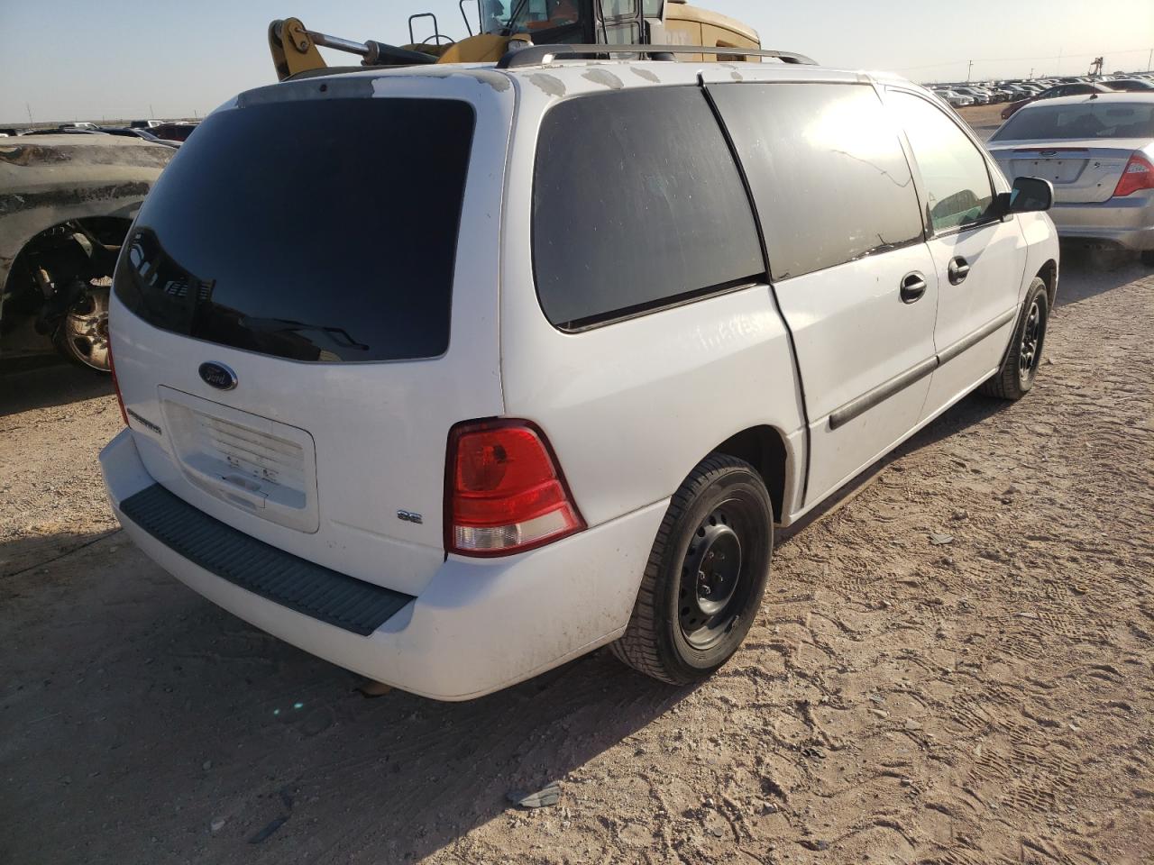 Photo 4 from auction – 2005 FORD FREESTAR S with VIN 2FMZA51605BA03552