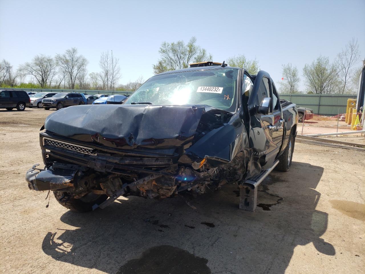 Photo 2 from auction – 2012 CHEVROLET SILVERADO with VIN 1GCPKTE76CF115574