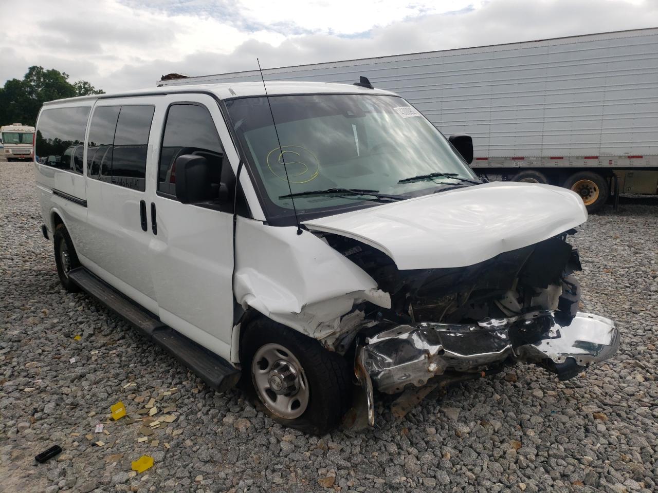 CHEVROLET EXPRESS G3 2019 with VIN 1GAZGPFG7K1265875 - Photo from auction