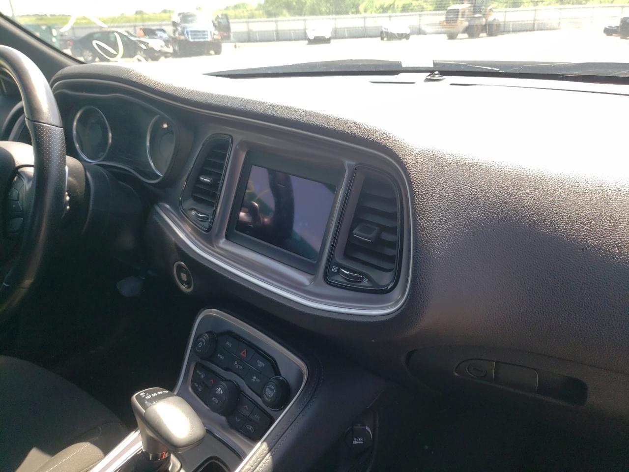 Photo 9 from auction – 2020 DODGE CHALLENGER with VIN 2C3CDZBT9LH124673