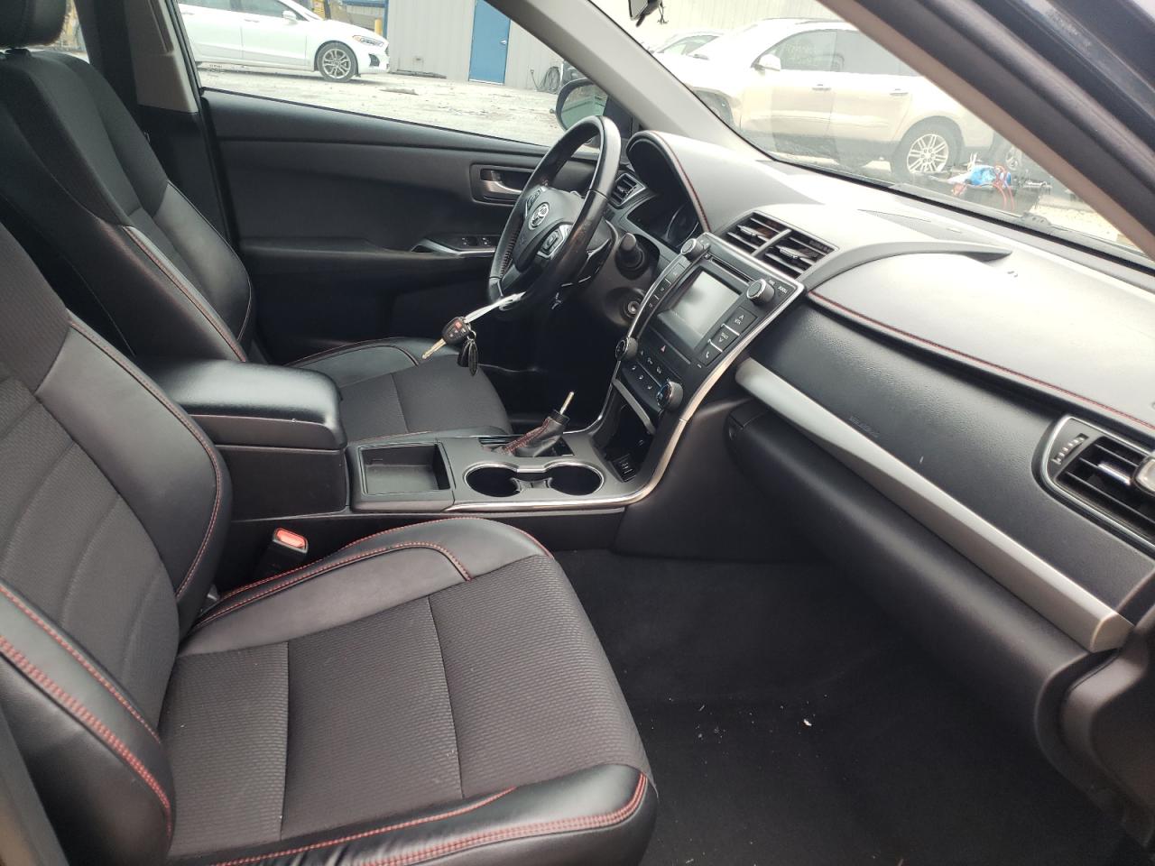 Photo 5 from auction – 2016 TOYOTA CAMRY LE with VIN 4T1BF1FK2GU555696