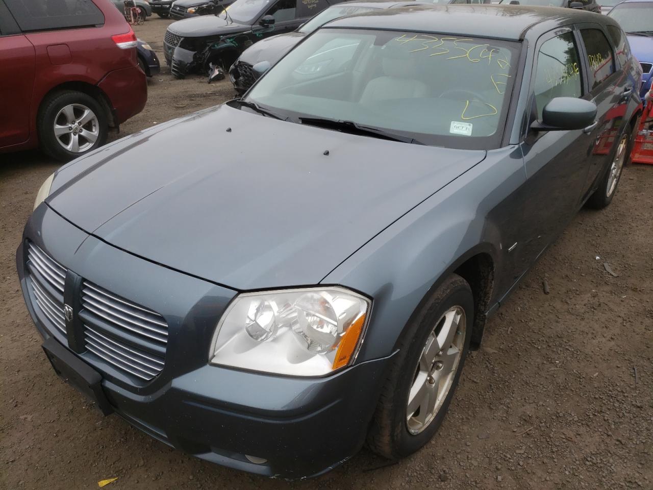 Photo 2 from auction – 2005 DODGE MAGNUM R/T with VIN 2D8GZ58205H661667