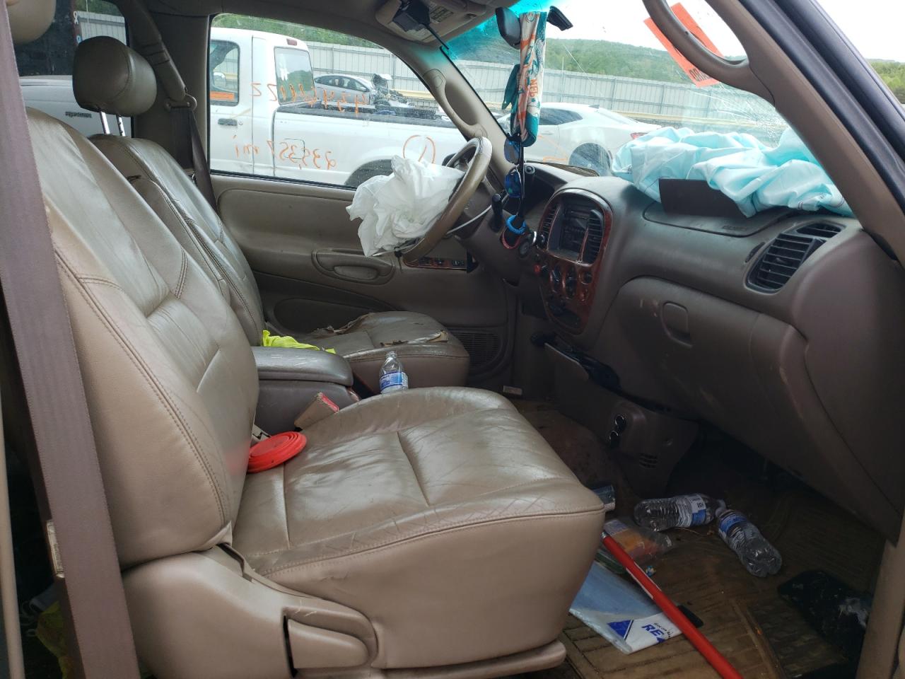 Photo 5 from auction – 2000 TOYOTA TUNDRA ACC with VIN 5TBBT4811YS103157