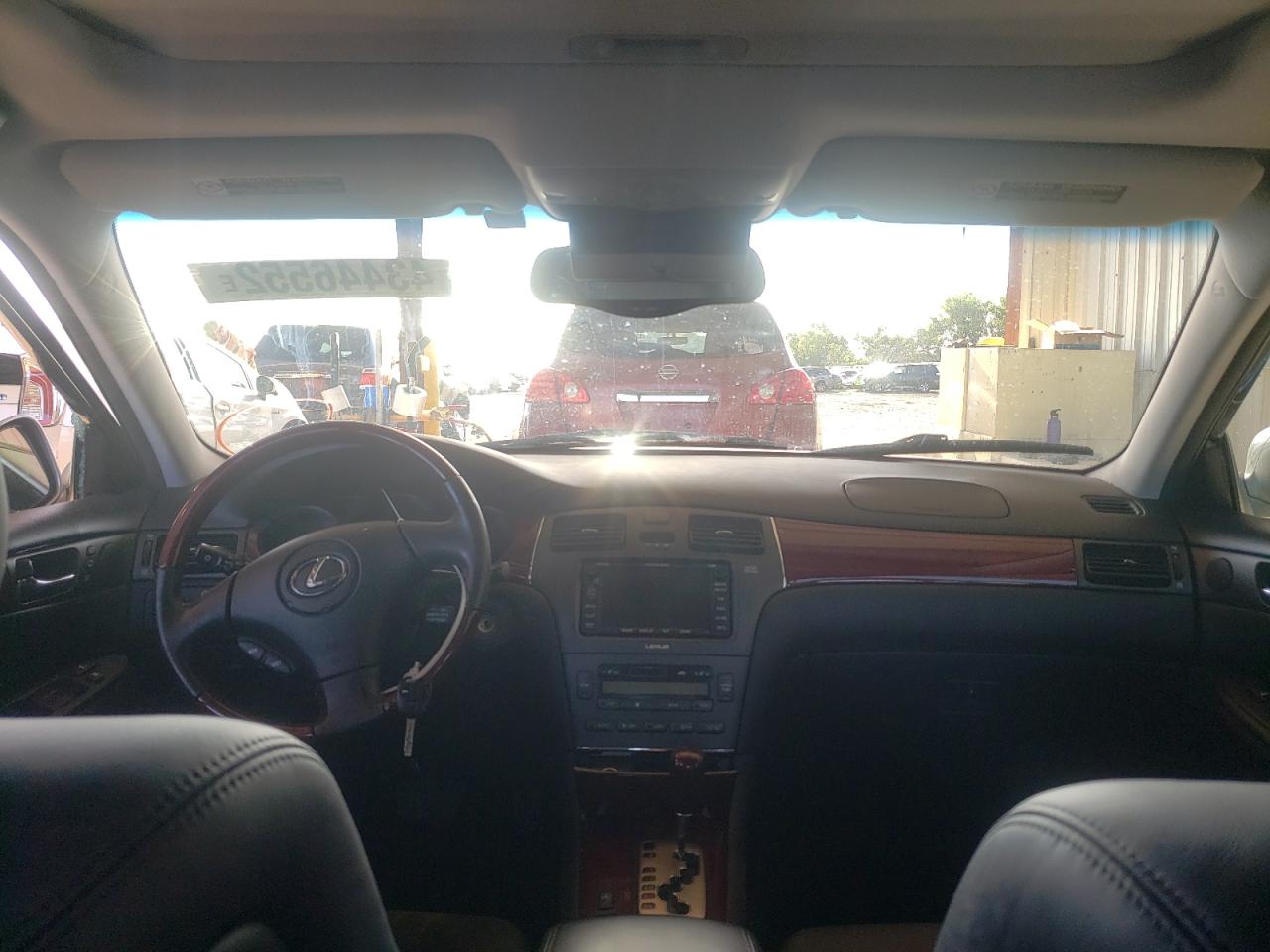 Photo 9 from auction – 2004 LEXUS ES 330 with VIN JTHBA30G645049957
