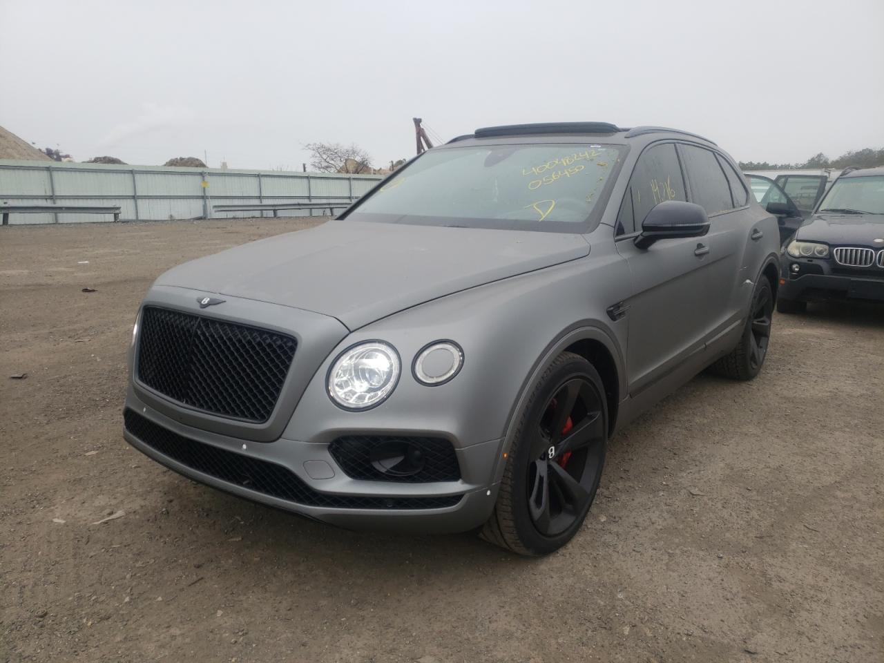 Photo 2 from auction – 2019 BENTLEY BENTAYGA with VIN SJAAM2ZV6KC024678
