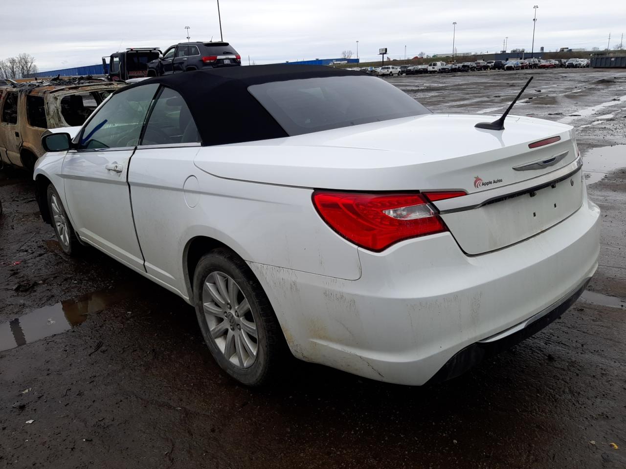 Photo 3 from auction – 2012 CHRYSLER 200 TOURIN with VIN 1C3BCBEB6CN233284