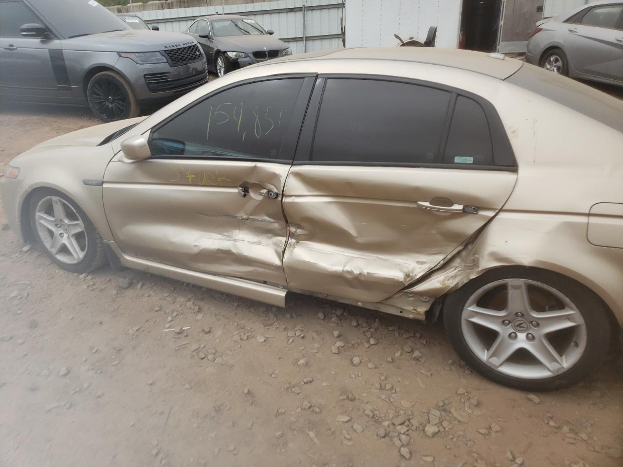 Photo 10 from auction – 2005 ACURA TL with VIN 19UUA66265A077856