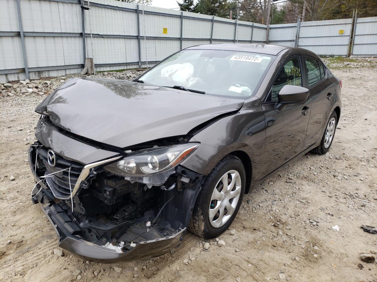 Photo 2 from auction – 2015 MAZDA 3 SPORT with VIN 3MZBM1U78FM189381