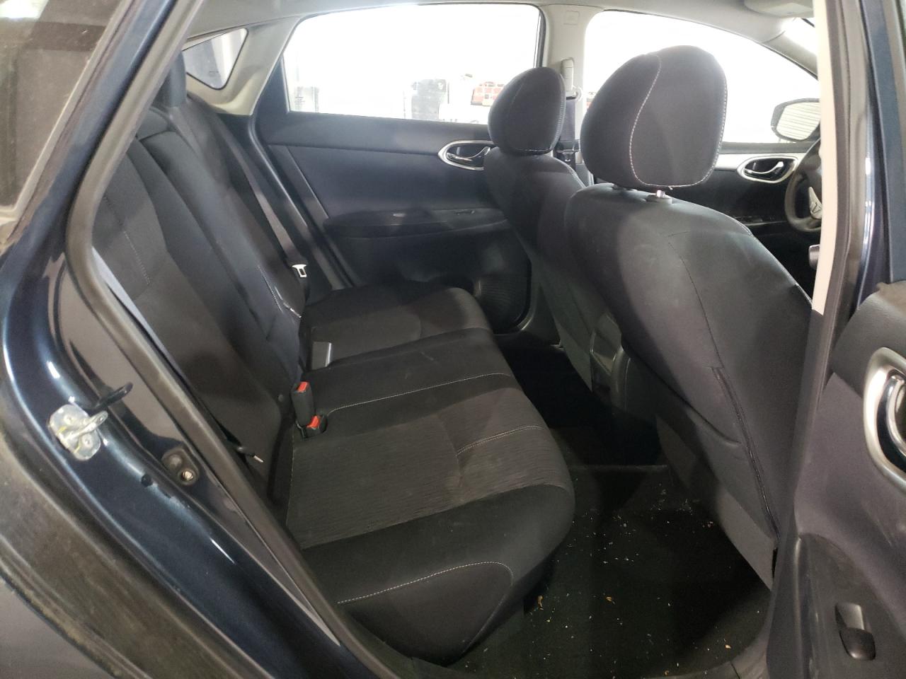 Photo 6 from auction – 2014 NISSAN SENTRA S with VIN 3N1AB7AP1EY265996