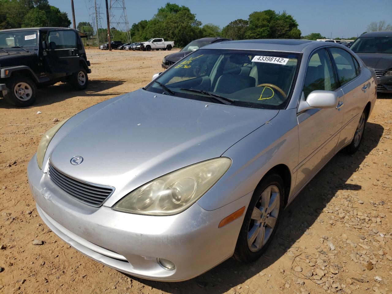 Photo 2 from auction – 2005 LEXUS ES 330 with VIN JTHBA30G855056989