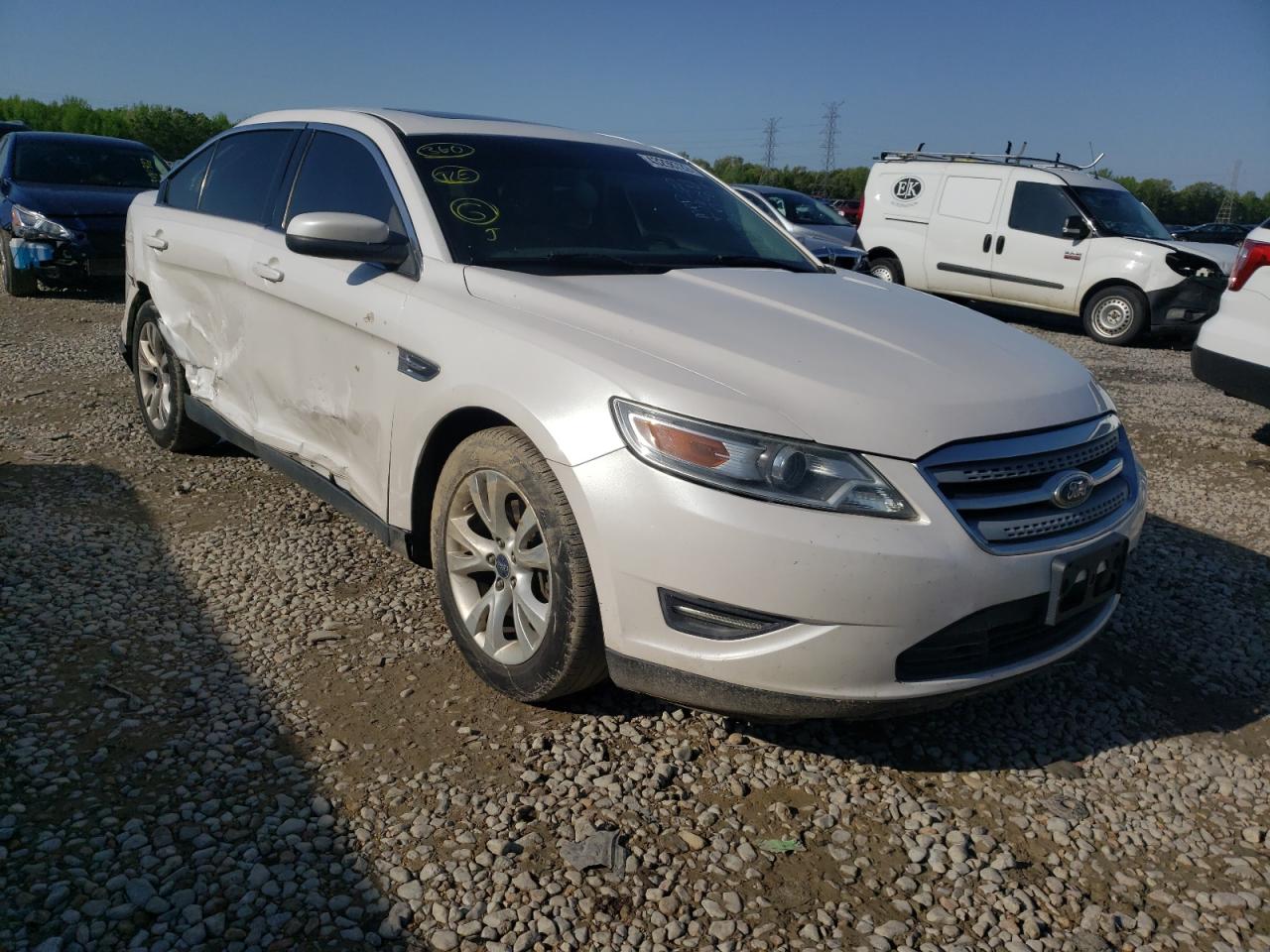 FORD TAURUS SEL 2011 with VIN 1FAHP2EW6BG143784 - Photo from auction