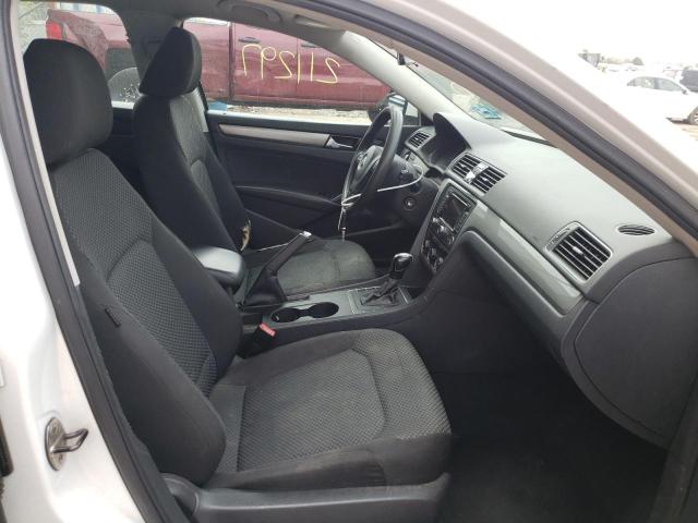 Photo 5 from auction – 2014 VOLKSWAGEN PASSAT S with VIN 1VWAP7A37EC026485