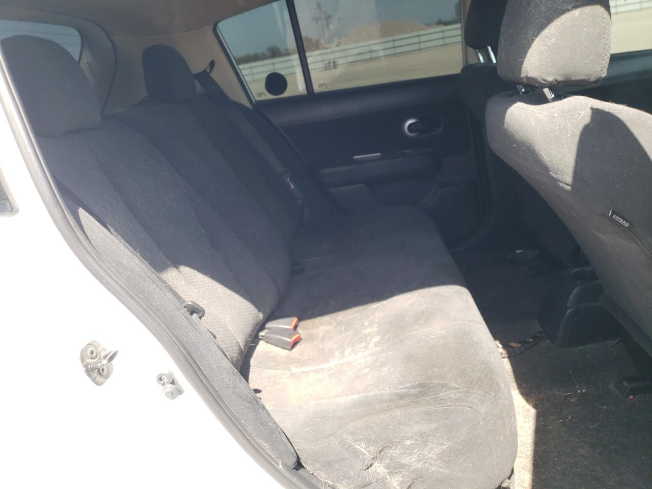 Photo 6 from auction – 2011 NISSAN VERSA S with VIN 3N1BC1CP2BL469078