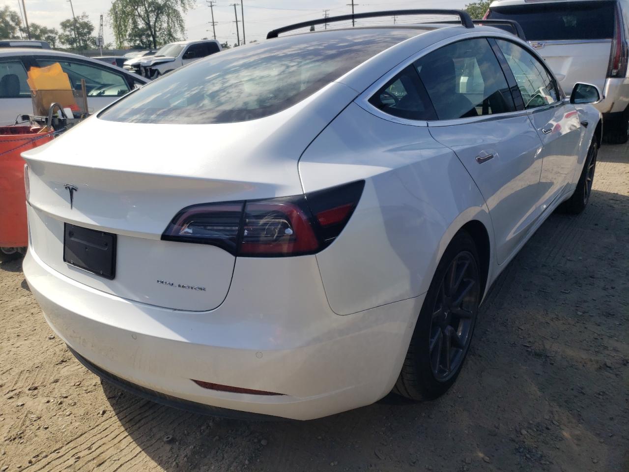 Photo 4 from auction – 2019 TESLA MODEL 3 with VIN 5YJ3E1EB6KF510758