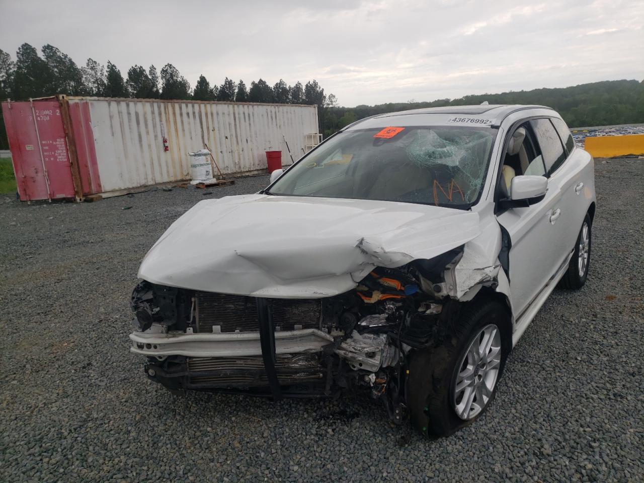 Photo 9 from auction – 2016 VOLVO XC60 T5 PR with VIN YV440MDK5G2781727