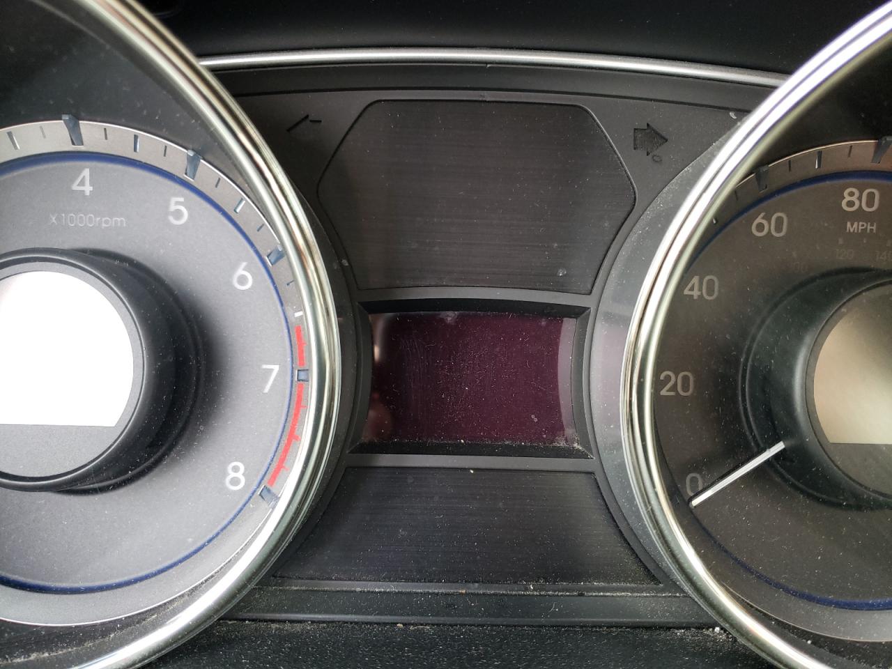 Photo 8 from auction – 2011 HYUNDAI SONATA GLS with VIN 5NPEB4AC2BH105693