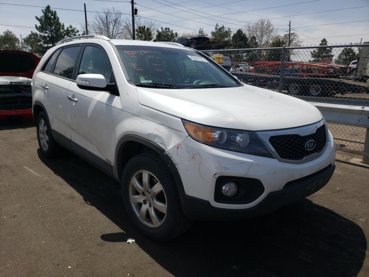 Photo 1 from auction – 2013 KIA SORENTO LX with VIN 5XYKTCA62DG422517