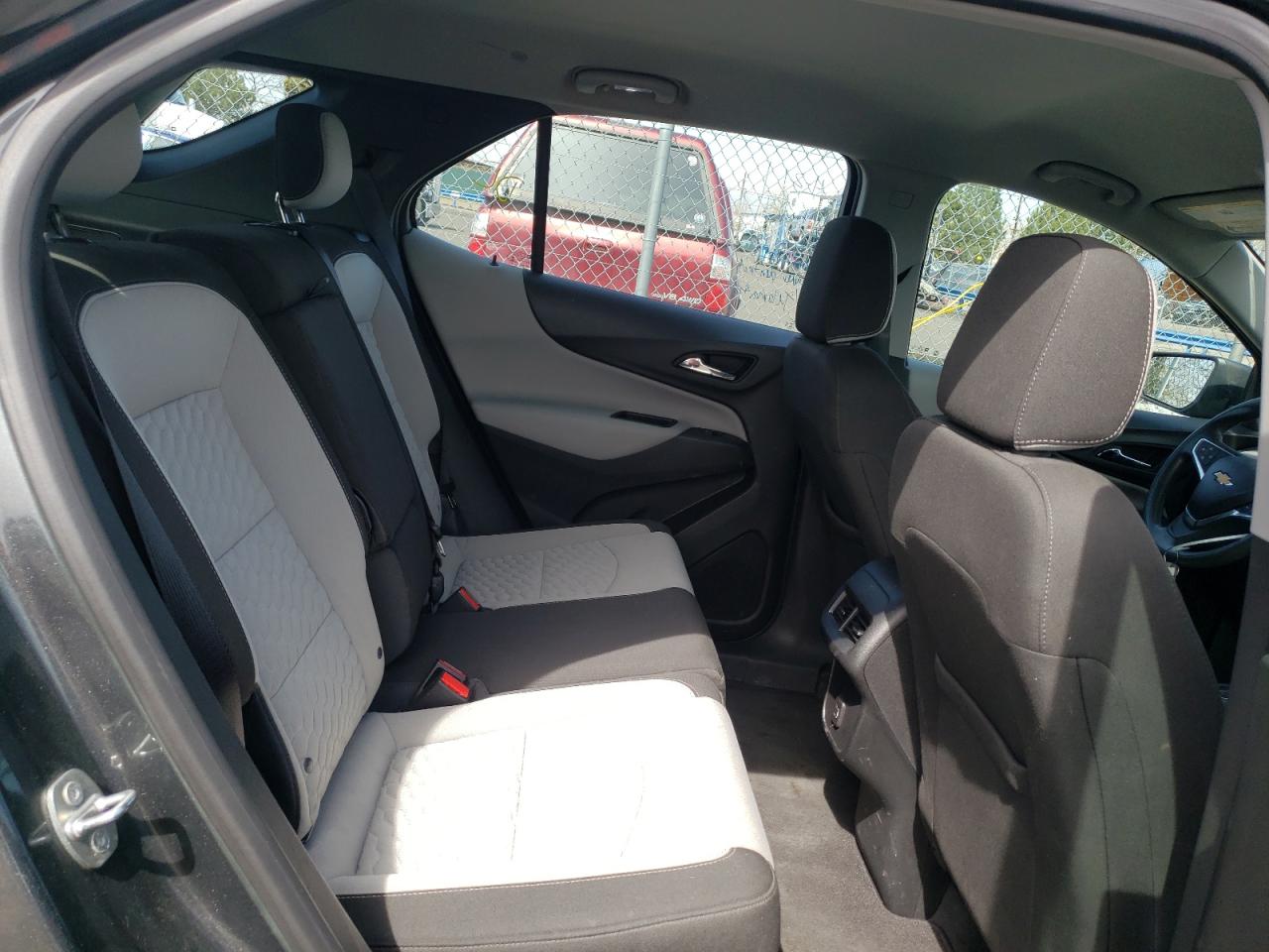 Photo 6 from auction – 2019 CHEVROLET EQUINOX LS with VIN 3GNAXSEV7KL230017