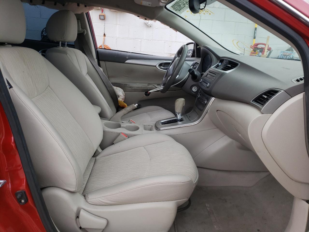 Photo 5 from auction – 2014 NISSAN SENTRA S with VIN 3N1AB7AP2EL661822
