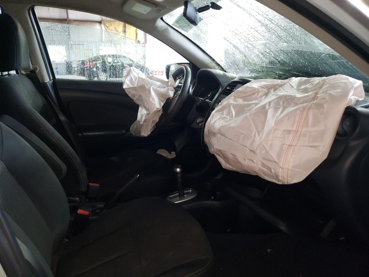 Photo 5 from auction – 2015 NISSAN VERSA S with VIN 3N1CN7AP0FL908126