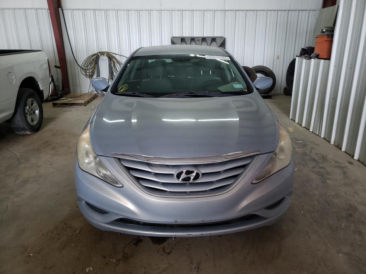 Photo 9 from auction – 2011 HYUNDAI SONATA GLS with VIN 5NPEB4AC1BH046491