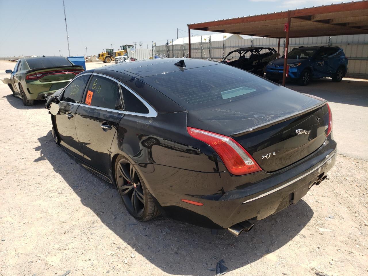 Photo 3 from auction – 2014 JAGUAR XJR with VIN SAJWA2EKXEMV58615