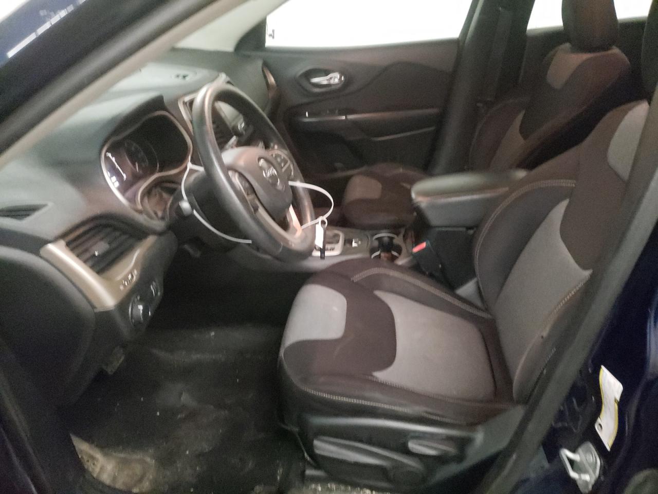 Photo 5 from auction – 2014 JEEP CHEROKEE S with VIN 1C4PJMAB3EW214732