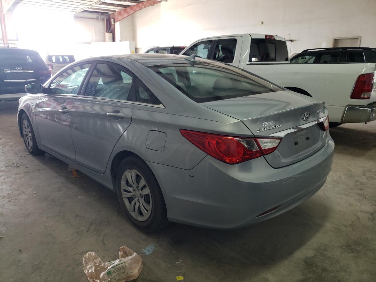 Photo 3 from auction – 2011 HYUNDAI SONATA GLS with VIN 5NPEB4AC1BH046491