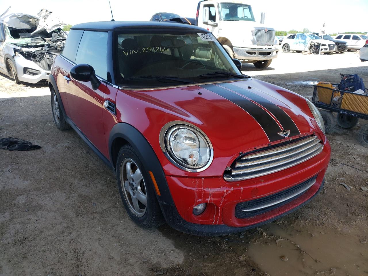 MINI COOPER 2011 with VIN WMWSU3C52BT251266 - Photo from auction