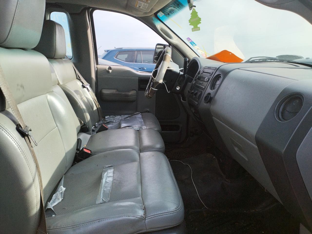 Photo 5 from auction – 2006 FORD F150 with VIN 1FTRF122X6NB85101