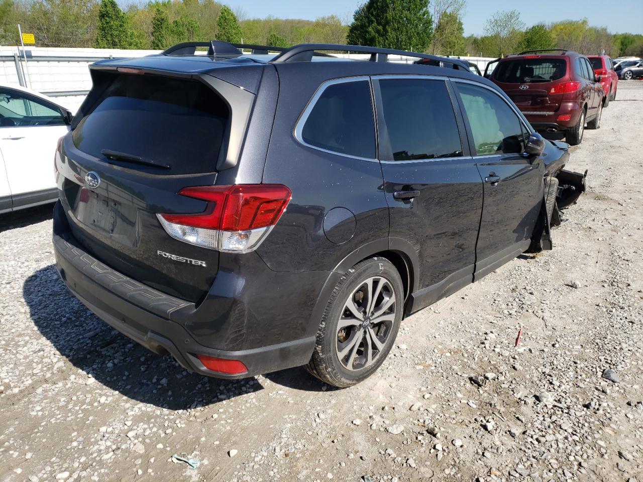 Photo 4 from auction – 2019 SUBARU FORESTER L with VIN JF2SKAUC0KH508195