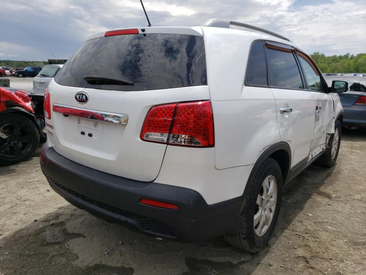 Photo 4 from auction – 2012 KIA SORENTO BA with VIN 5XYKT3A69CG266233