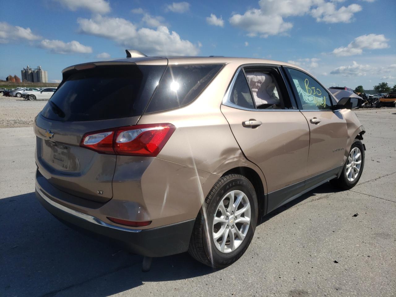 Photo 4 from auction – 2018 CHEVROLET EQUINOX LT with VIN 2GNAXJEV2J6247059