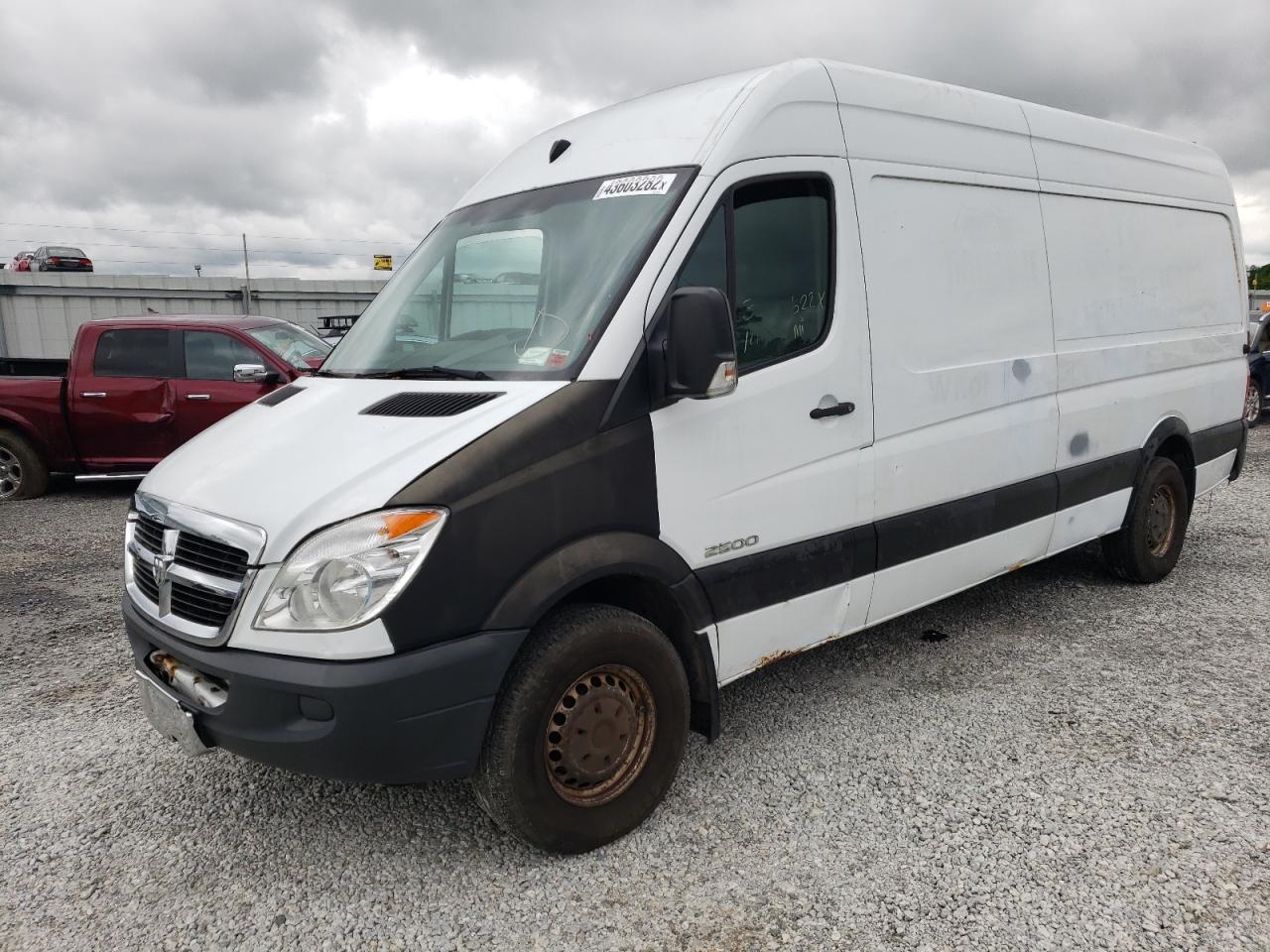 Photo 2 from auction – 2007 DODGE SPRINTER 2 with VIN WD0PE845975196478